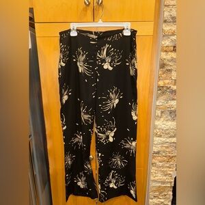 Sangria Black and Cream Floral Pants